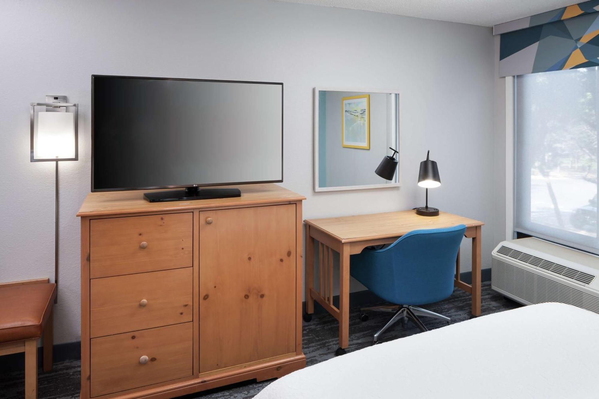 Hampton Inn Austin Nw Near The Domain Экстерьер фото