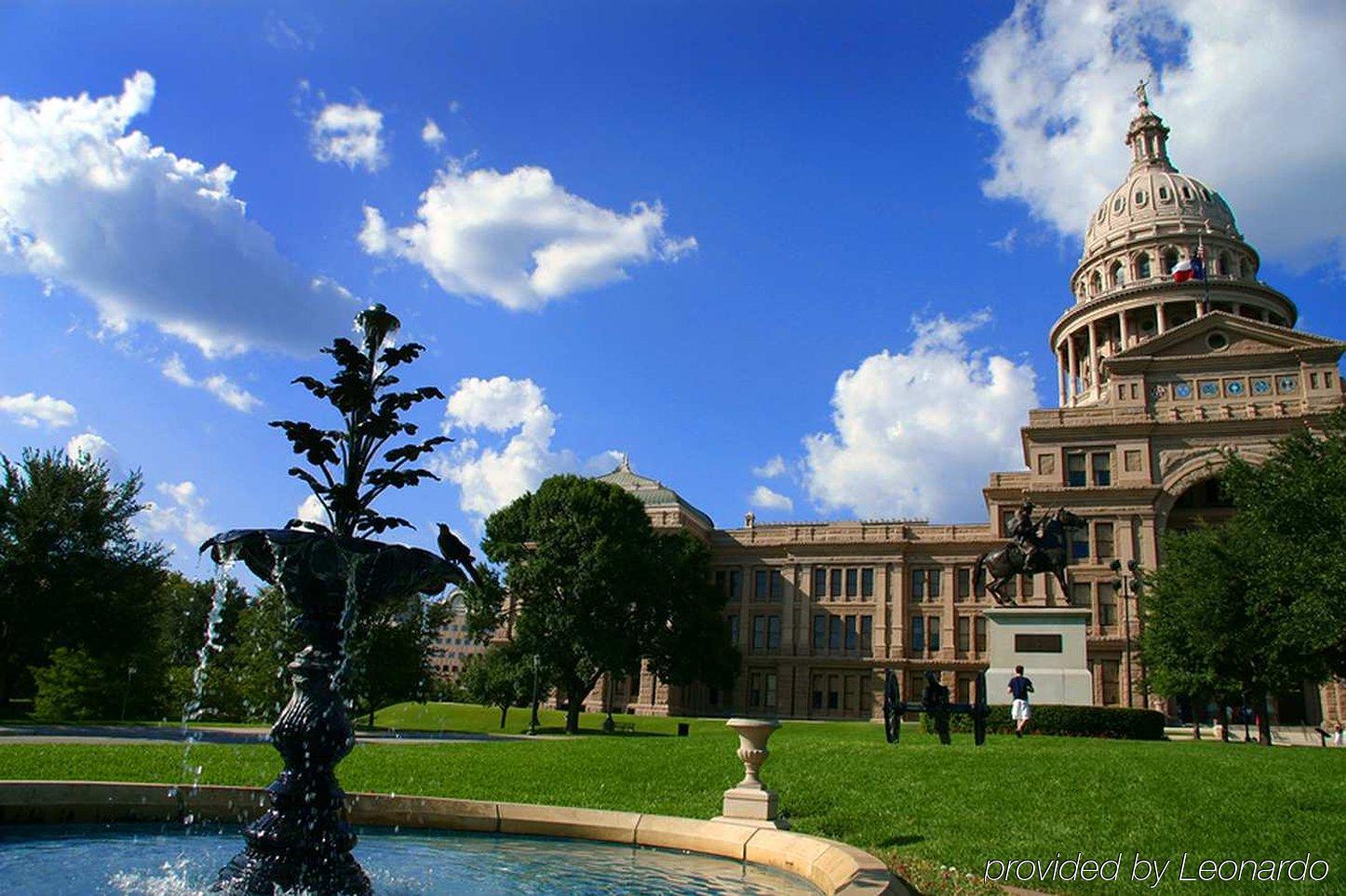 Hampton Inn Austin Nw Near The Domain Экстерьер фото