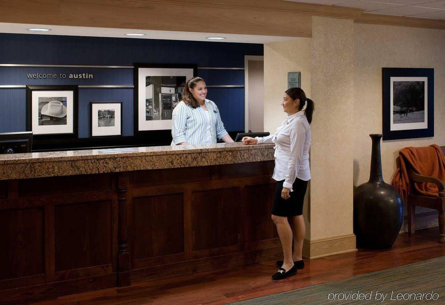 Hampton Inn Austin Nw Near The Domain Экстерьер фото