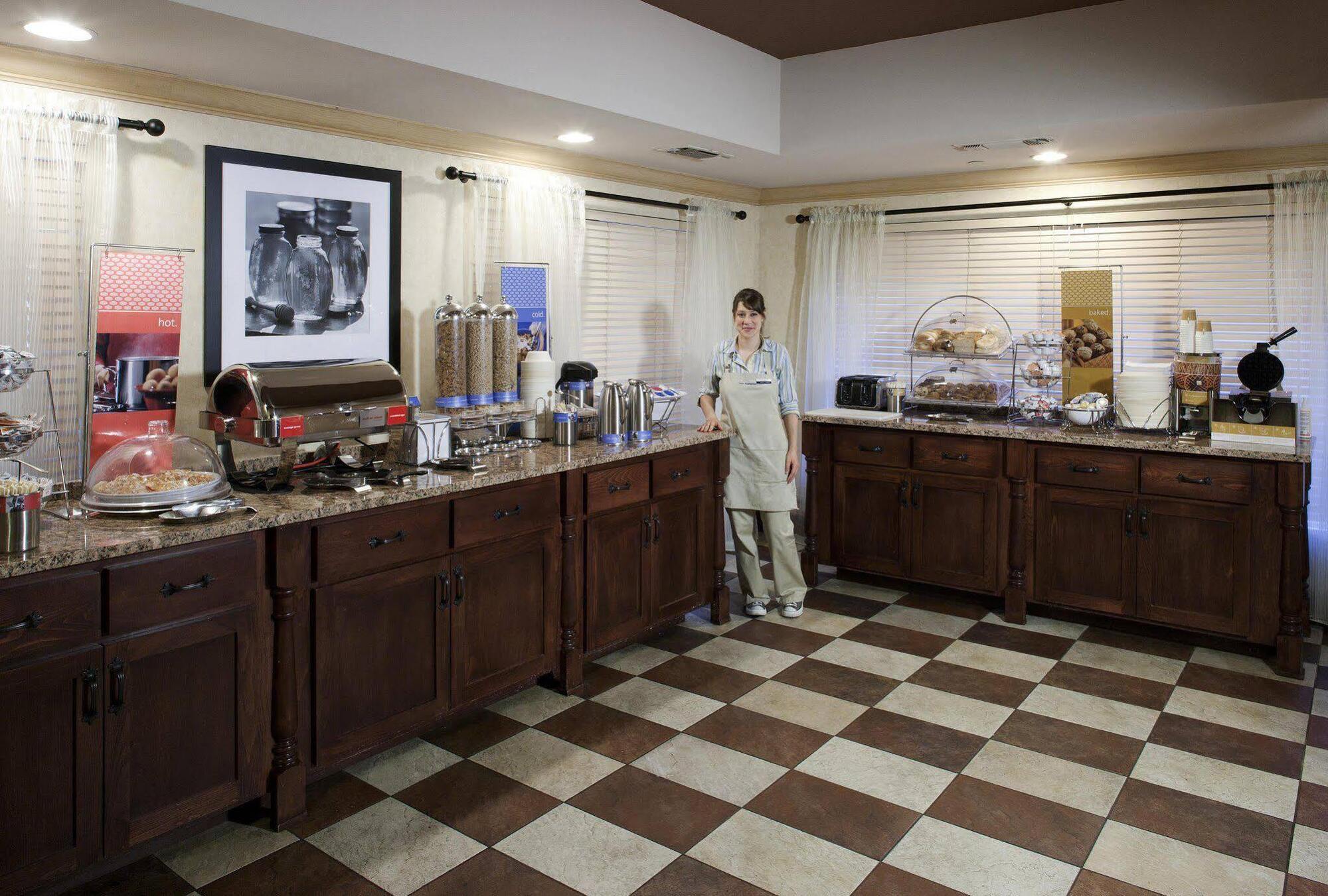 Hampton Inn Austin Nw Near The Domain Экстерьер фото